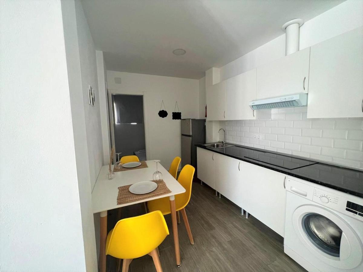 Atico Suite En El Centro De Algeciras Luaran gambar